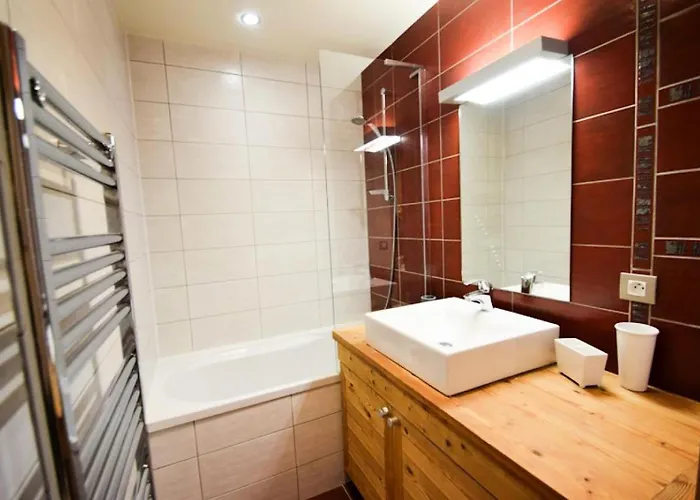 Apartment Le Nanda Devi - 3 Pieces 4/5 Couchages- Le Nanda Devi 123nd- Plagne Centre Wifi, Tres Bon Confort - Mae-0564